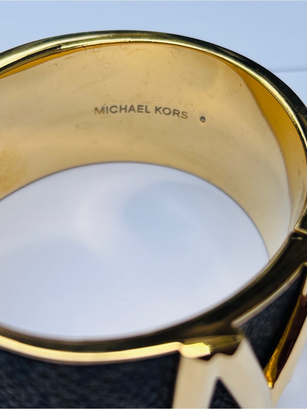 Michael Kors Mott Logo Bracelet Bangle size 6-1/2” - Picture 6 of 14